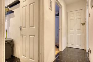 Entrance Hall- click for photo gallery